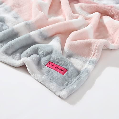 Betsey Johnson Home | Plush Collection | Throw - Ultra-Soft & Cozy Fleece, Lightweight & Luxuriously Warm, Perfect for Bed or Couch, Tie Dye Cloud 50 x 70