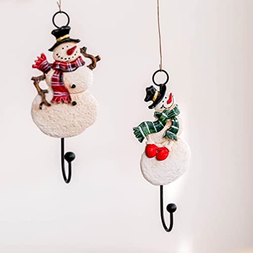 FOMIYES 4PCS Christmas Wall Hooks Snowman Coat Bath Towel Hanger Racks Hat Holders Hanging Door Key Holder Hooks for Bathroom Kitchen Decoration