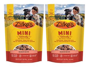 zuke's mini naturals dog training treats, salmon recipe, soft mini dog treats with vitamins & minerals, made for all breed sizes (salmon, 16 ounce (pack of 2))