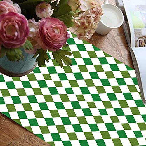 DmHirmg St. Patrick's Day Table Runner Diamond Pattern Table Runner Green Single Side Linen Table Cover for St. Patrick's Day Spring Party Holiday Dining Banquet Family Gathering Home Décor