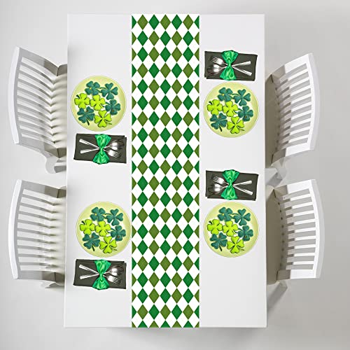 DmHirmg St. Patrick's Day Table Runner Diamond Pattern Table Runner Green Single Side Linen Table Cover for St. Patrick's Day Spring Party Holiday Dining Banquet Family Gathering Home Décor