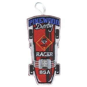 pinewood derby wolf racer patch - retro