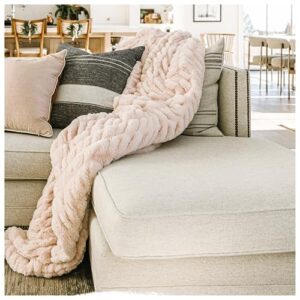 minky designs luxurious minky blankets | super soft, fuzzy, and fluffy faux fur | preppy couch covers & throw blankets | ideal for adults, kids, teens (chic | blossom pink)
