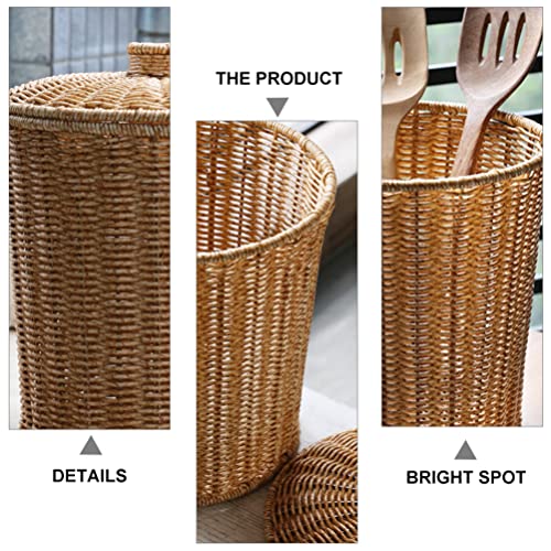 DOITOOL 1Pcs Round Rattan Waste Basket Bin, Handwoven Rattan Storage Baskets with Lid, Rattan Hamper Books Newspaper Decorative Can for Bedroom Desktop Coffee