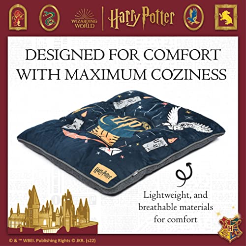 Harry Potter Spells & Charms Bed for Dogs | Durable Washable Dog Bed from, Spells & Charms Plush Washable Dog Bed | Soft and Plush Dog Bed, Dog Bed, One Size, (FF19689)