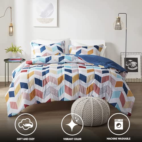 Comfort Spaces Kylar Cozy Comforter Set, Vibrant Chevron Ruching Design with Solid Reverse, All Season Down Alternative Bedding with Matching Sham, Full/Queen (88 in x 92 in), Multi/Aqua 3 Piece