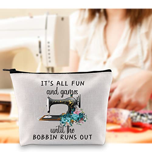 G2TUP Quilter Gift Sewing Cosmetic Bag It's All Fun And Games Until The Bobbin Runs Out Makeup Bag Sewing Lover Gift Quilting Zipper Travel Bag (Bobbin Runs Out White Bag)