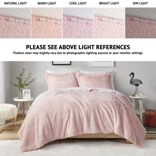 Intelligent Design Shaggy Faux Fur Cozy Reversible Comforter Set Petal Print Reverse, Modern All Season Lightweight Fuzzy Bedding with Matching Sham, Blush Full/Queen 3 Piece