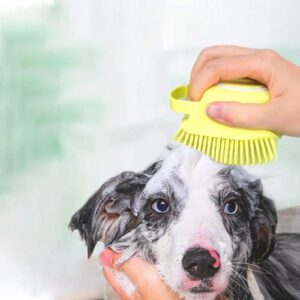 Cepillo de baño para Perros y Gatos, peine de goma de silicona para aseo de mascotas, de champú con dispensador suave para masaje relajante de cachorros, lavado y cuidado de Pelo.