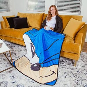 Sonic the Hedgehog Face Plush Throw Blanket | Fleece Blanket Cover, Cozy Sherpa Wrap For Sofa And Bed, Home Decor Room Essentials | SEGA Video Game Gifts And Collectibles | 45 x 60 Inches