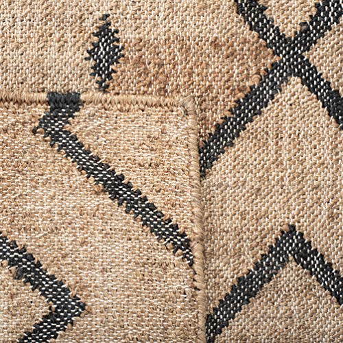 SAFAVIEH Kilim Collection Accent Rug - 2'3" x 5', Natural & Charcoal, Handmade Moroccan Boho Jute & Cotton, Ideal for High Traffic Areas in Entryway, Living Room, Bedroom (KLM750A)