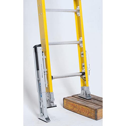 Werner PK70-1 Ladder Leveler with 2-Base Unit Attachments