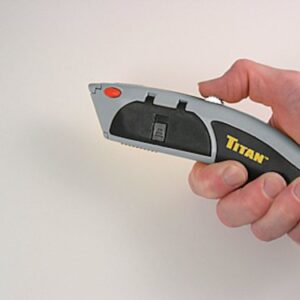 Titan 11026 Auto-Loading Utility Knife