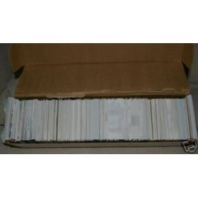 nhl hockey card collector box over 500 different cards. great mix of players from the last 25 years. ships in a new brand new factory sealed white box perfect for gift giving.