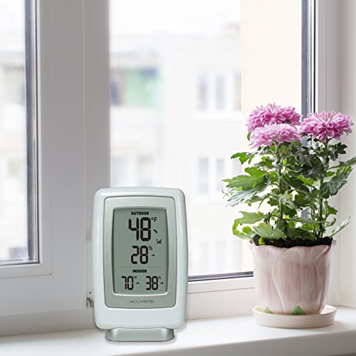 AcuRite 00611 Indoor Outdoor Thermometer with Wireless Temperature Sensor & Hygrometer White Small
