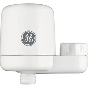 GE Shower Filter System | Connects to Shower Head to Limit Hard Water & Chlorine | Reduce Shower Water Sediment | Easy Install, No Tools Required | Replace Filter (FXSCH) Every 6 Months | GXSM01HWW