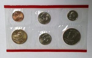 2005 p & d mint set in original u.s. government packaging 22-coins