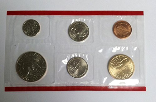 2005 P & D Mint Set in Original U.S. Government Packaging 22-Coins