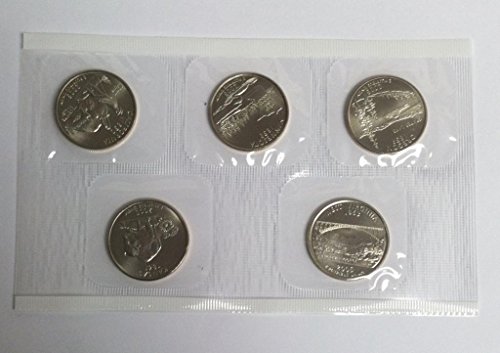 2005 P & D Mint Set in Original U.S. Government Packaging 22-Coins