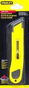 stanley plastic light-duty utility knife w/retractable blade, yellow