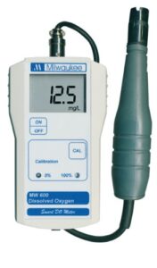 milwaukee mw600 led economy portable dissolved oxygen meter with 2 point manual calibration, 0.0 - 19.0 mg/l, 0.1 mg/l resolution, +/-1.5 percent accuracy, 100 percent saturation range