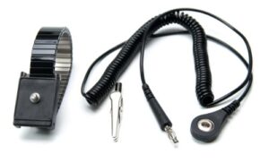 bertech metal wrist strap with 12' cord, 1 megohm resistor, 4mm snap, black