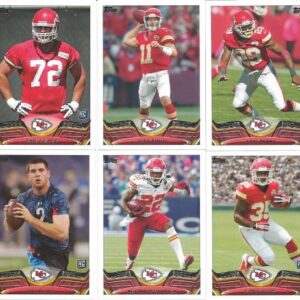 Kansas City Chiefs 2013 Topps Complete Regular Issue 12 Card Team Set Featuring Travis Kelce Mint Rookie Card #31