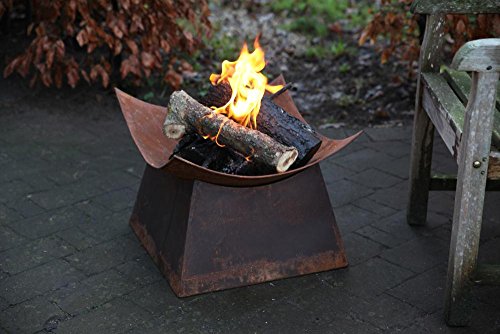 Esschert Design Rusted Steel Fire Bowl