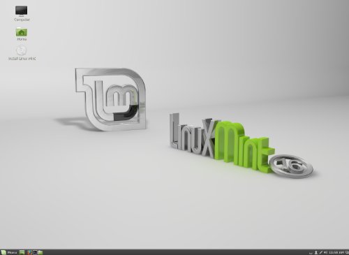 Linux Mint 16 "Petra" 32 Bit Installed on 8 Gb USB Flash Drive - 32 Bit Mate Cinnamon KDE Xfce Desktops Included -- DVD Bonus Material Included