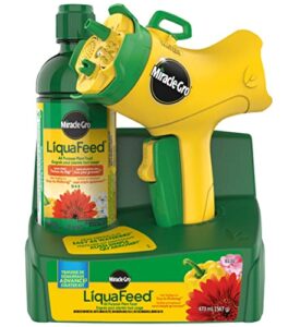liquafeed plant fertilizer advanced starter kit, with one refill bottle