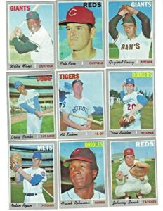 1970 topps baseball complete set 720 cards includes such stars as nolan ryan, hank aaron, willie mays, pete rose, tom sever, thurman munson and many more