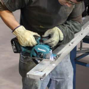 Makita XSC01Z 18V LXT Lithium-Ion Cordless 5-3/8" Metal Cutting Saw, Tool Only