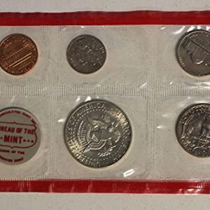 1970 United States Mint Uncirculated Coin Set in Original Government Packaging