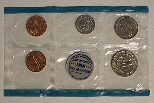 1969 United States Mint Uncirculated Coin Set in Original Government Packaging