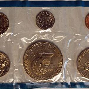 1976 United States Mint Uncirculated Coin Set in Original Government Packaging