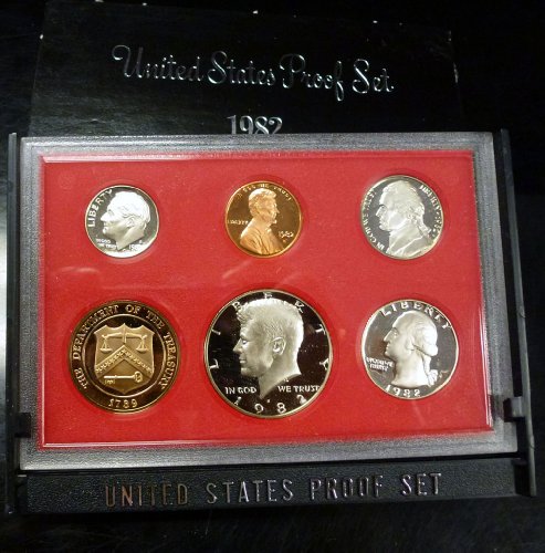 1982 S U.S. Mint Proof Set Original Mint Pkg