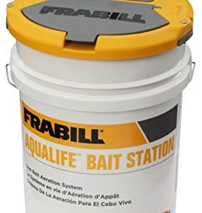 Frabill Bait Station Bucket | Large Aerated Live Bait 6-Gallon Storage