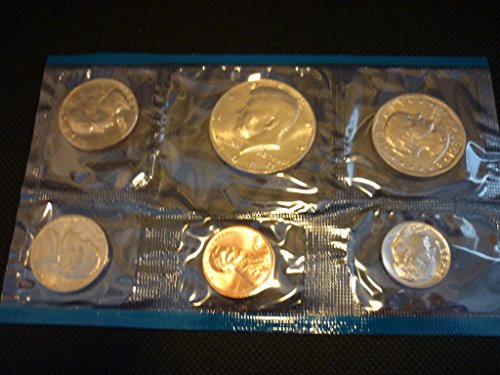 1980 P & D United States US Mint Set