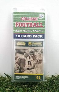 oregon ducks- (10) card pack college football different duck superstars starter kit! comes in souvenir case! great mix of modern & vintage players for the super ducks fan! by 3bros