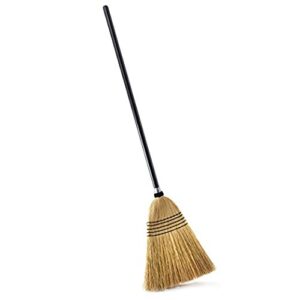 O-Cedar Heavy Duty Corn Broom | Commercial-Grade Indoor and Outdoor Broom to Sweep & Clean Hard Floors| Sturdy Wooden Handle for Strength & Durability, Yellow, Black, 1 Count