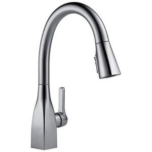 delta faucet mateo brushed nickel kitchen faucet, kitchen faucets with pull down sprayer, kitchen sink faucet, faucet for kitchen sink with magnetic docking spray head, arctic stainless 9183-ar-dst