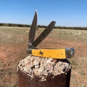 Moore Maker, Inc. Texas Star Trapper Knife - Yellow Bone Handle