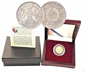 1922 jp imperial japanese silver coin-50 sen, in beautiful presentation box with story card and certification. 18mm fine
