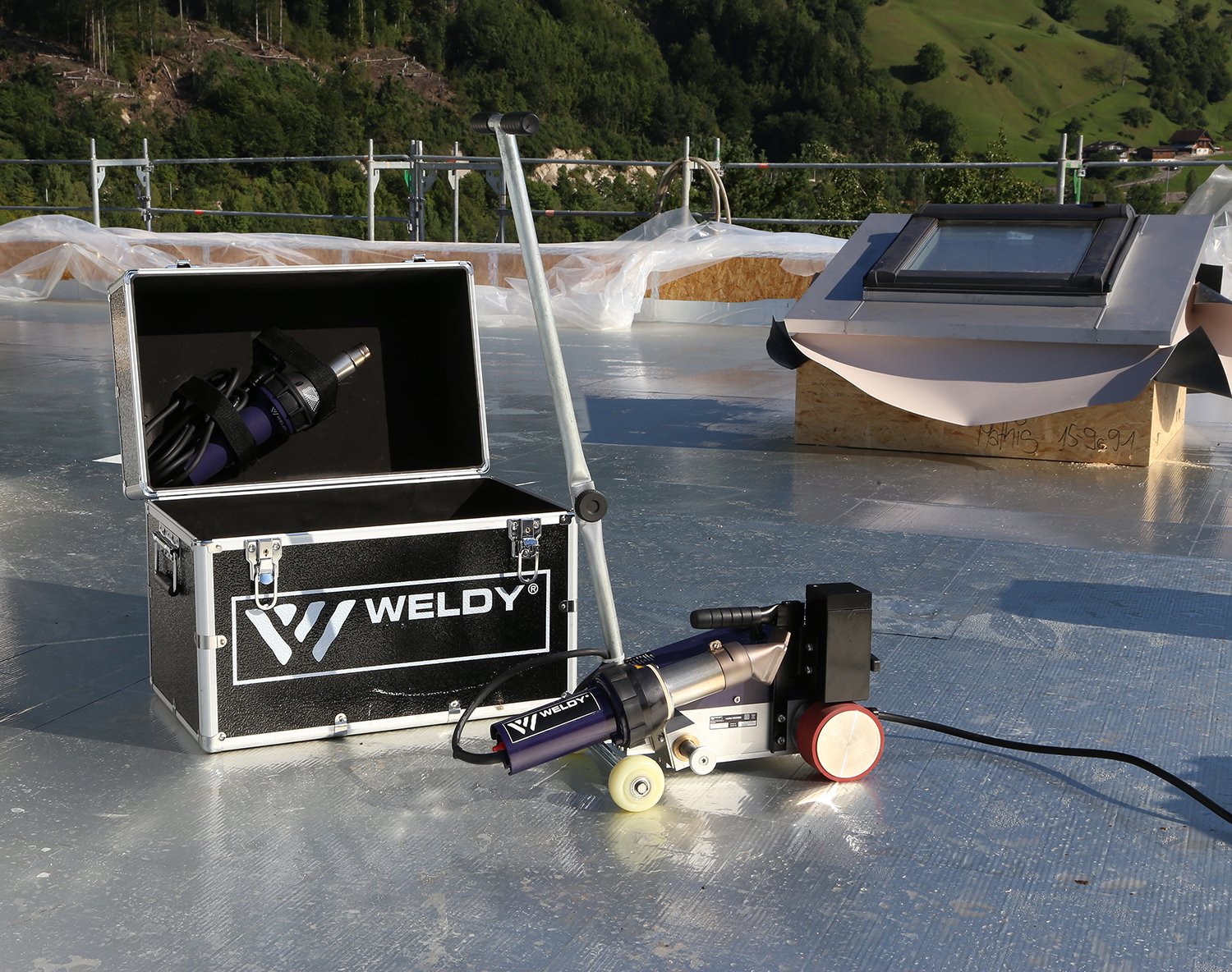 WELDY 230V RW3400 Plastic Roofing Hot Air Welder 40mm Width Nozzle for Roof Welding with Free Overlap Heat Gun Kit