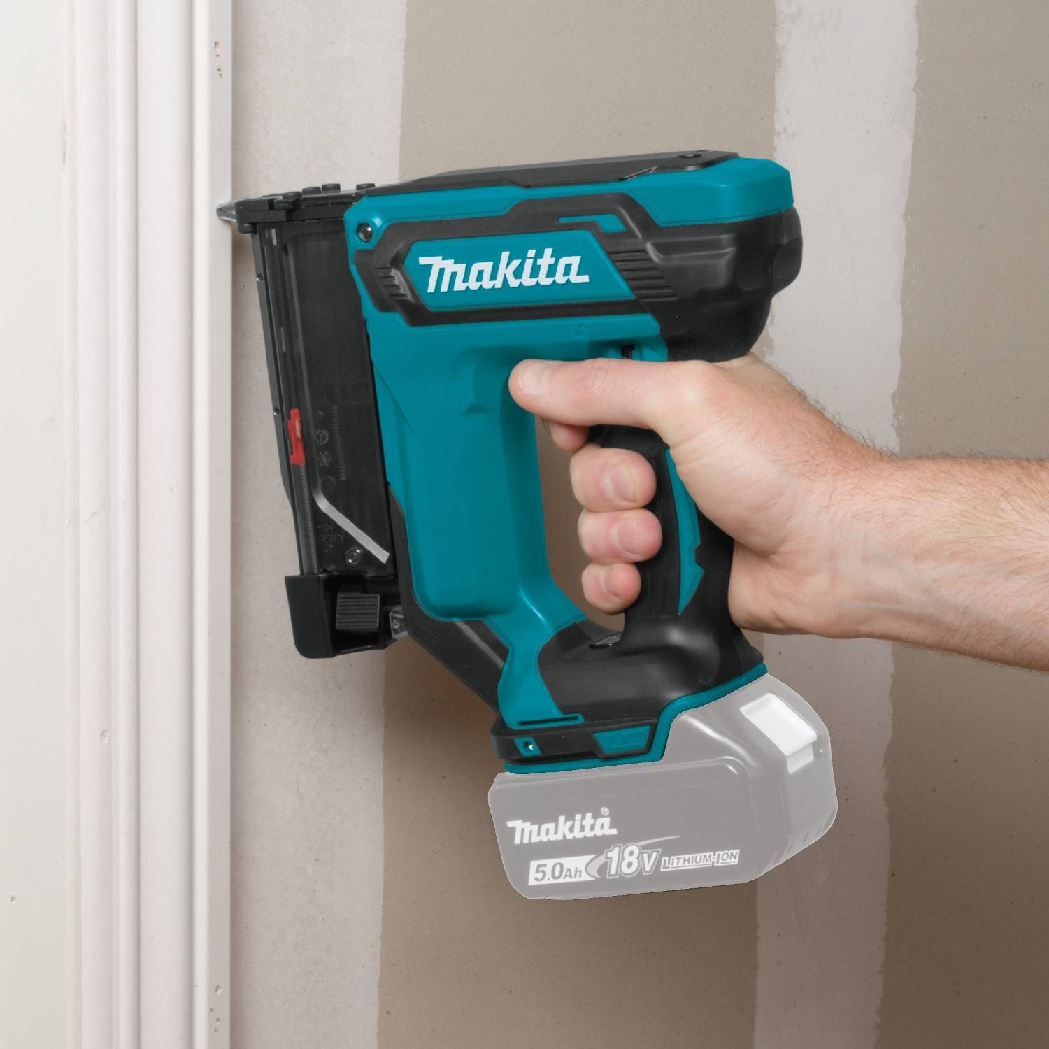 Makita XTP02Z 18V LXT Lithium-Ion Cordless 1-3/8" Pin Nailer, 23 Gauge, Tool Only