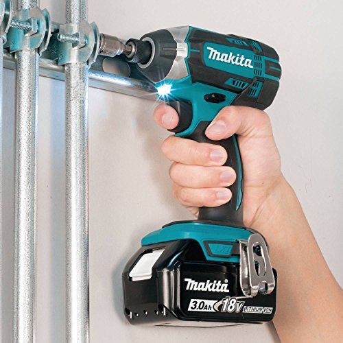 Makita XT704 18V LXT Lithium-Ion Cordless 7-PC. Combo Kit (3.0Ah)