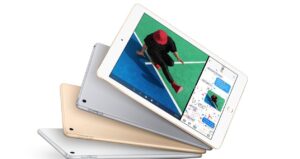 apple ipad with wifi, 32gb, silver (2017 model) (renewed)