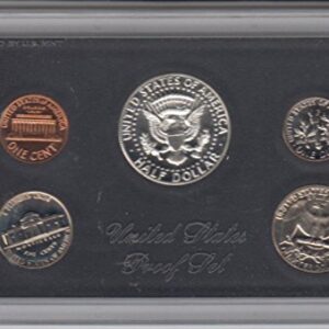 1968 S Birth Year coin Set (5) PROOF Coins Silver Half Dollar, Quarter, Dime, Nickel, and Cent all Dated 1968 and Encased in Plastic Display Case Choice Uncirculated