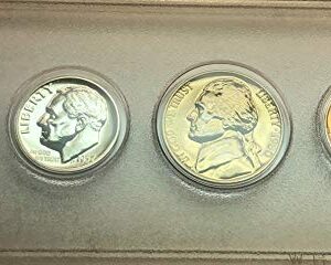 1957 Beautiful comes in hard plastic case Silver US Proof Set Proof
