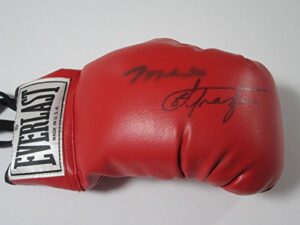 muhammad ali joe fraizer signed vintage red everlast boxing glove jsa coa - autographed boxing gloves